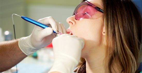 laser dentale applicazione