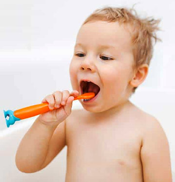 Bambino spazzola dentini